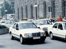 Mercedes 200 series W 124