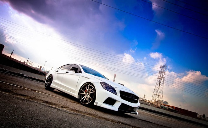 Royal Muffler показало Mercedes Benz CLS в собственной интерпретации