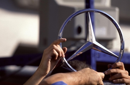Mercedes-Benz увеличил продажи на российском авторынке, став лидером в премиум –сегменте